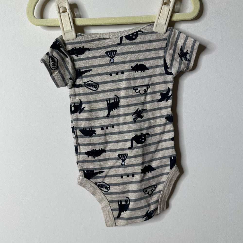 Gerber Organic Cotton Dinosaur Onesie 0-3 Months - Picture 2 of 3